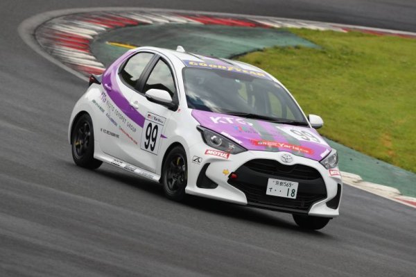 画像3: 【~12/31 開幕戦 優勝記念 15%OFF】Yaris Cup 用 Winmax ブレーキパッド 【お問合せ後にお見積と納期を返信いたします】 (3)